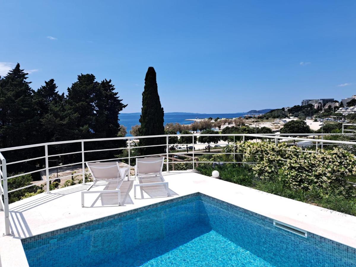 Apartment With Private Pool Spalato Esterno foto
