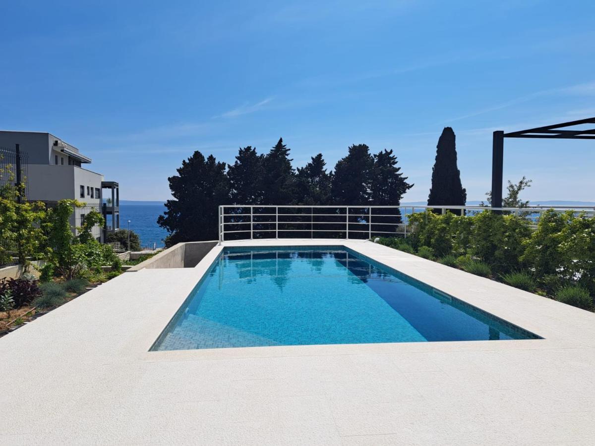 Apartment With Private Pool Spalato Esterno foto