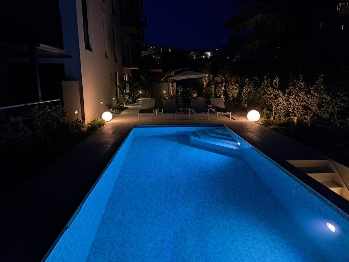 Apartment With Private Pool Spalato Esterno foto
