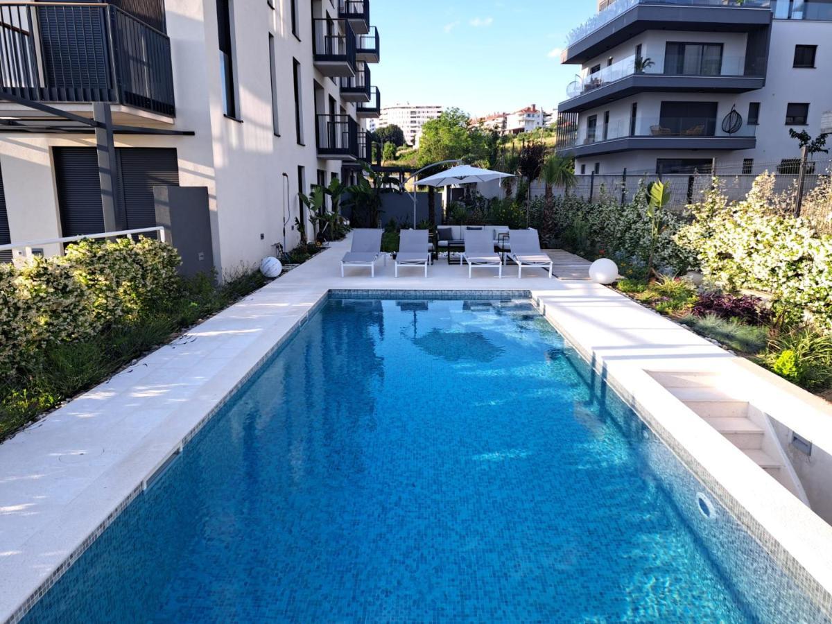 Apartment With Private Pool Spalato Esterno foto