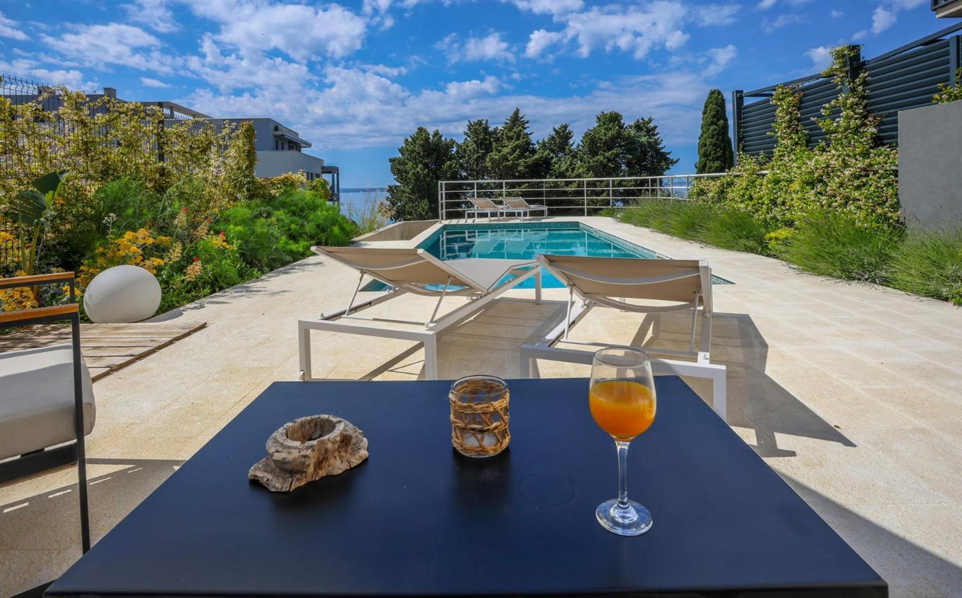 Apartment With Private Pool Spalato Esterno foto