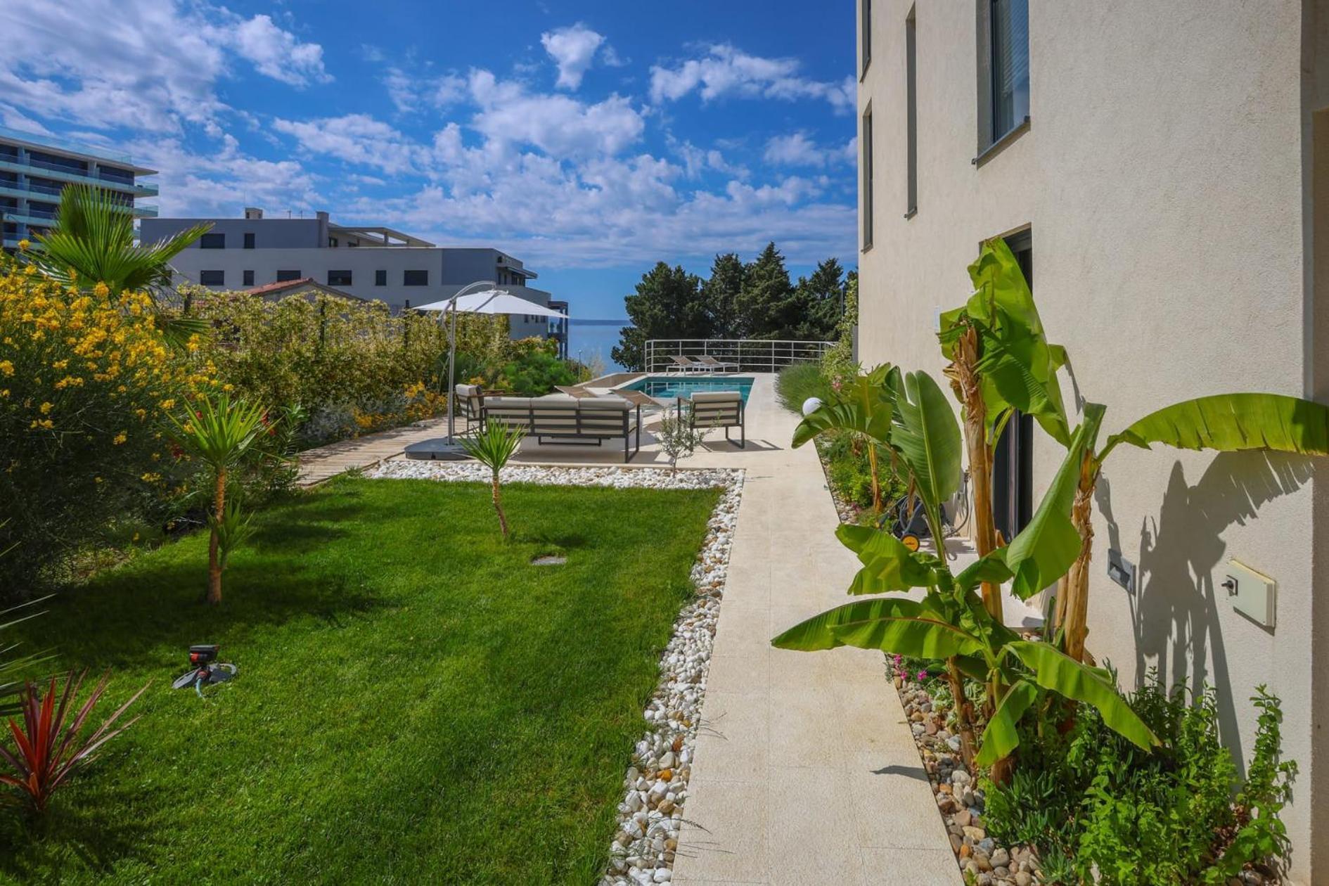 Apartment With Private Pool Spalato Esterno foto